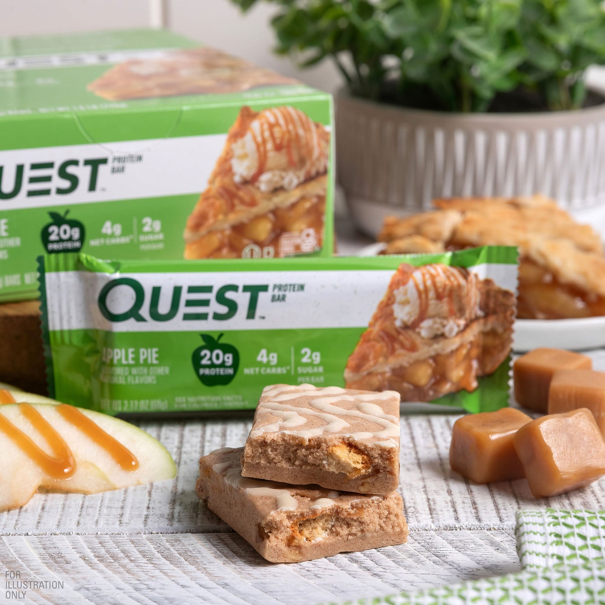 apple-pie-protein-bars-v4 qst-000647-apple-pie-protein-bars_4.jpg